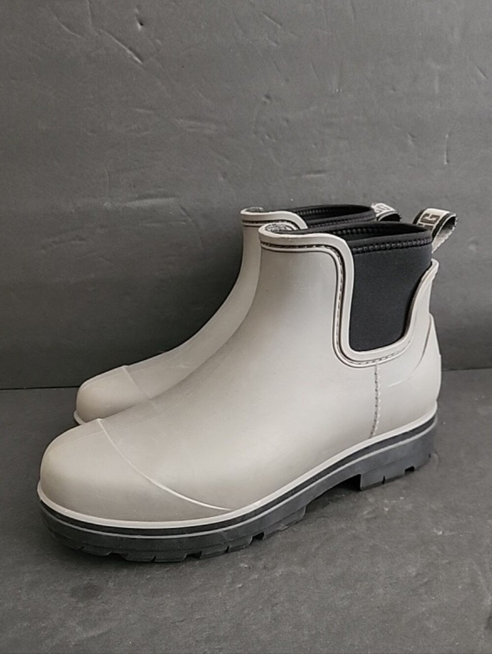 UGG Droplet Waterproof Rain Boots Gray Rubber Ankle Boots Mens 9 Women 10